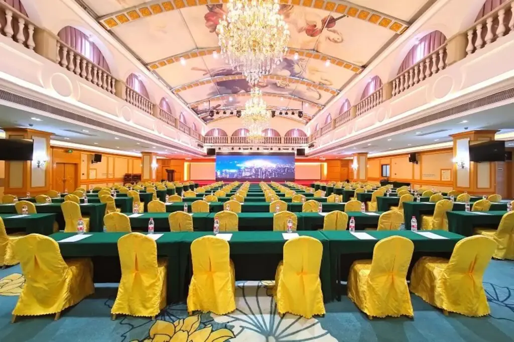 Шэньчжэнь: Vienna Hotel (Shenzhen Pingshan Yizhan Garden)