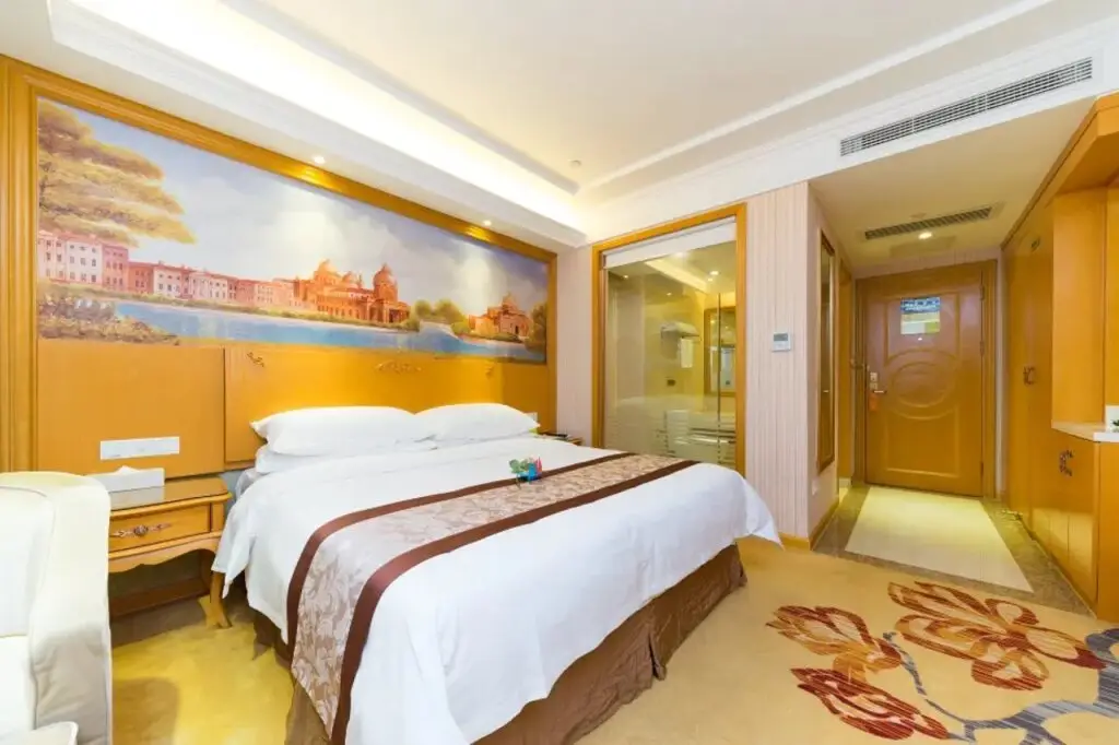 Шэньчжэнь: Vienna Hotel (Shenzhen Pingshan Yizhan Garden)