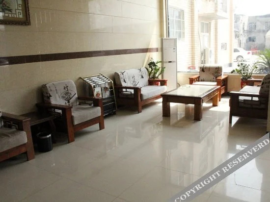 Кайфын: Wenquan Business Hotel