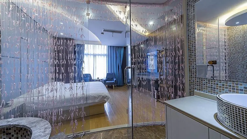 Шанхай: Enjoy Hotel (Wuzhong Road)