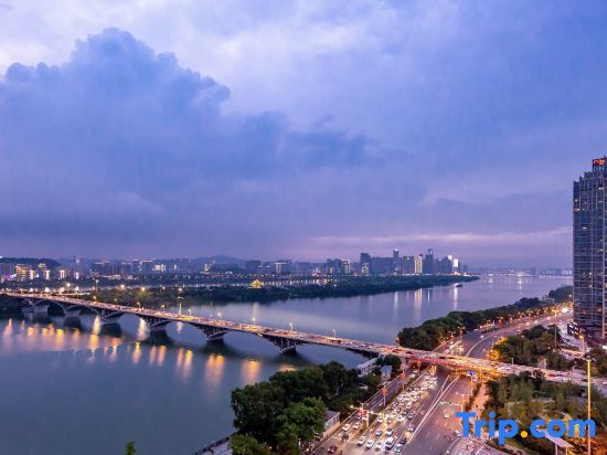 Changsha Exotic Royal Hotel — фото 1