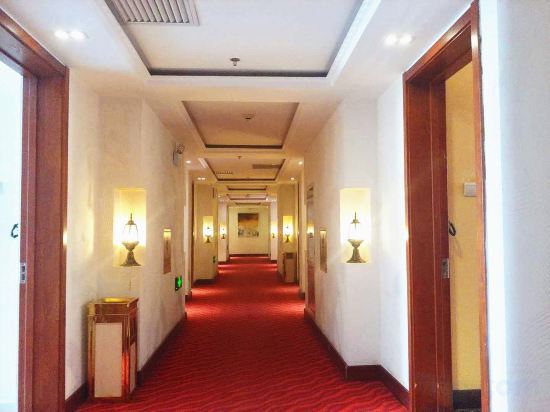 Баодин: Melotan Hotel