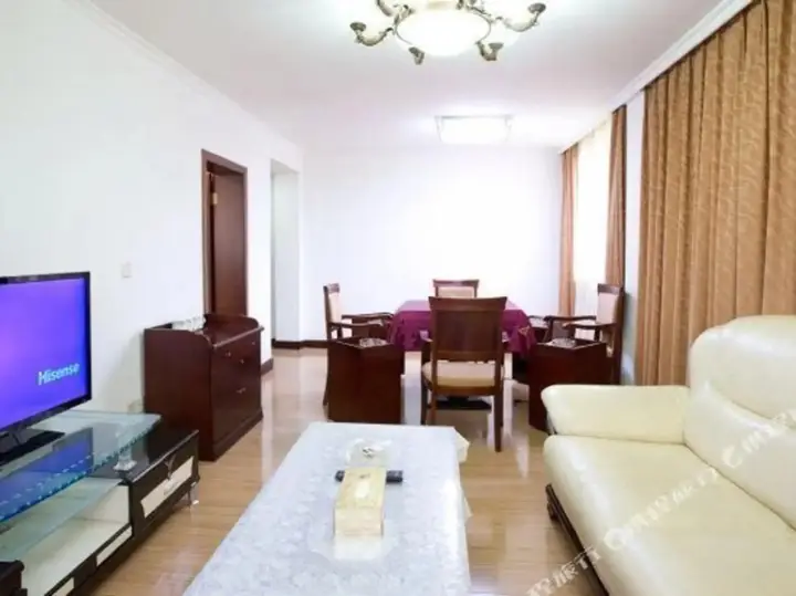 Шанхай: WUHUA Holiday Hotel(chongmingnanmenmatou)
