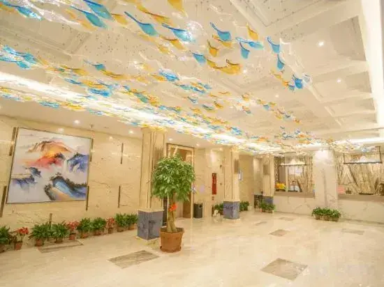 Фучжоу: HanTing Premium (Fuzhou Haixia C&E Center Hulu Zhen Subway Station)