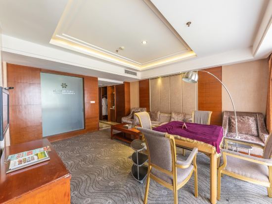 Сяочанг: Haichuan International Hotel