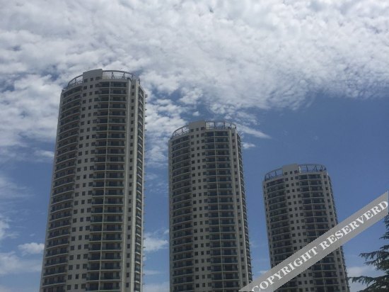 Вэйхай: Parallel World Courtyard Hotel (Weihai R-T Mart)