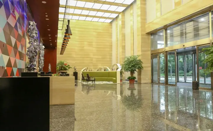 Ханчжоу: Ramada Encore Hangzhou Aoti