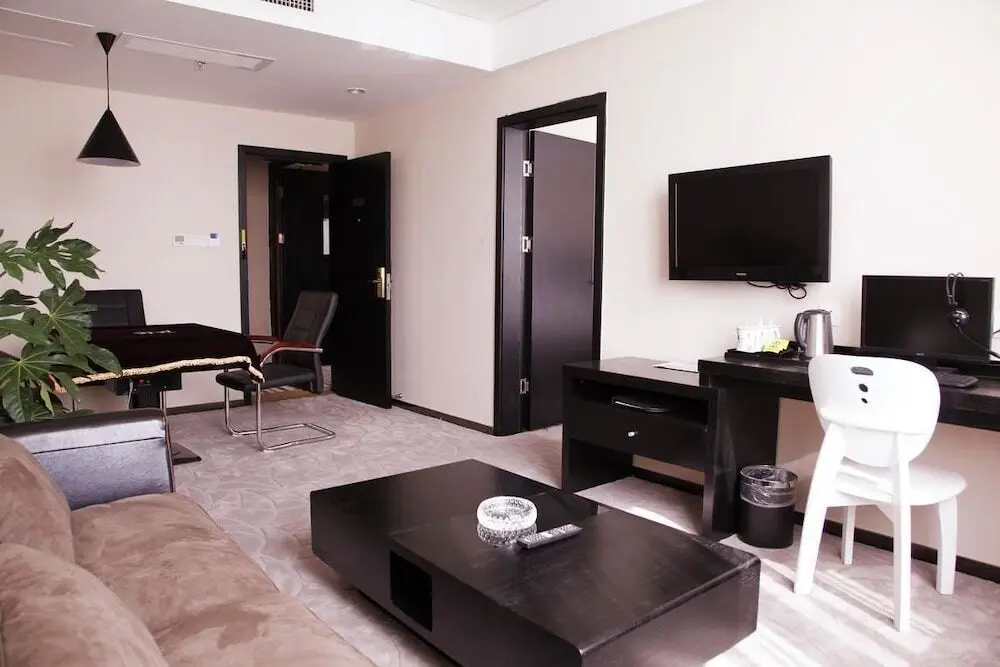 Наньян: Century Star Holiday Hotel (Nanyang Beijing Avenue Branch)