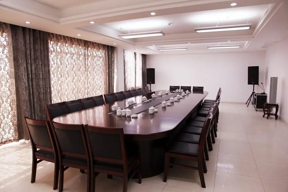 Наньян: Century Star Holiday Hotel (Nanyang Beijing Avenue Branch)