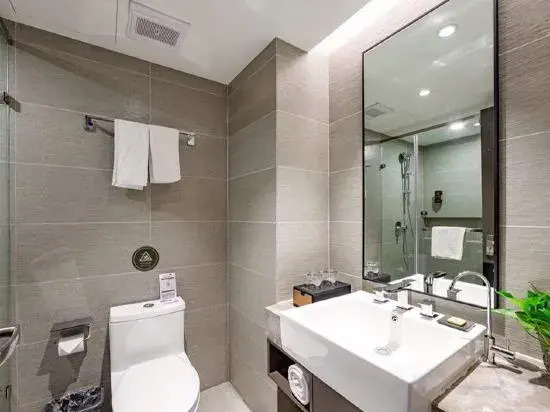 Шэньян: Homeinn Plus Hotel (Shenyang Railway Station East Square Subway Station)