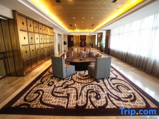 Qisheng Internation Hotel — фото 1