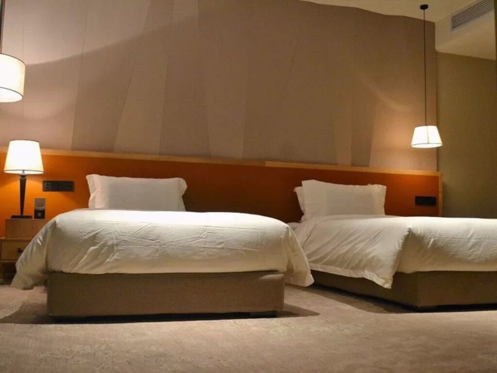 Шэньчжэнь: Shenzhen Dynasty Business Hotel