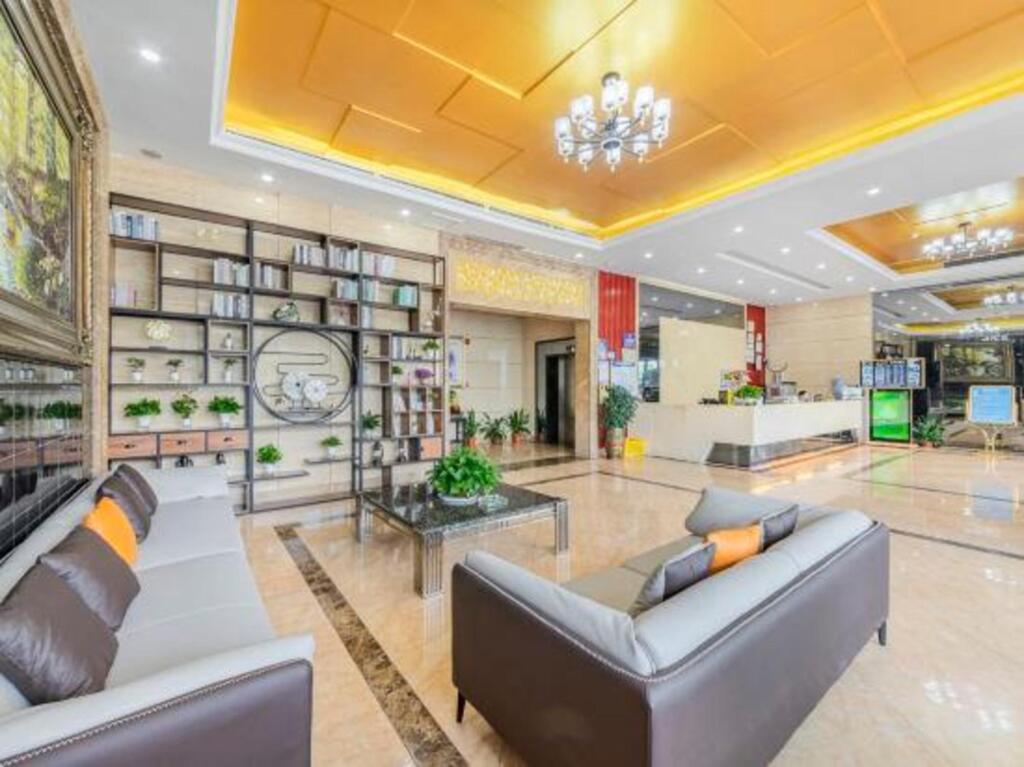 Shangpin Yijia Hotel (Guanlan Jinxiu Science Park Branch) — фото 1
