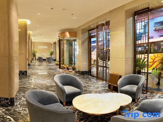 Ичан: Yijin Meiyi Hotel (Yichang Binjiang Park CBD Shopping Center)