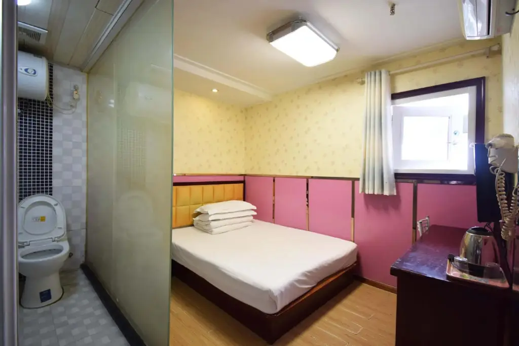 Нанкин: Junyuan Hotel (Nanjing University of Finance and Economics Xianlin Campus Jinying)