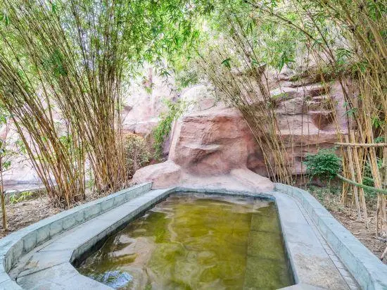 Гуанъюань: Guangyuan Jianmenguan Tianci Hot Spring Vacation Hotel