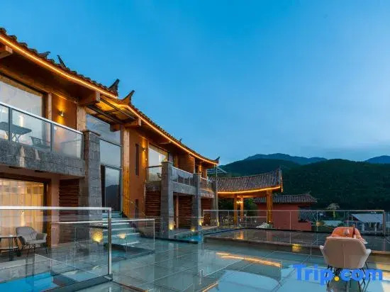 Лицзян: Shanhai Yushu Designer Lakeview Holiday Guesthouse