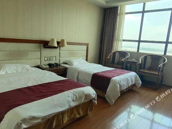 Джиангме: Jinjiang Hotel