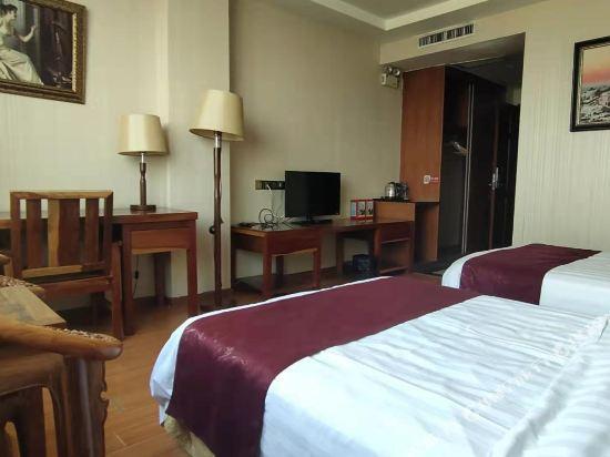 Джиангме: Jinjiang Hotel