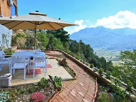 Хуанцаолинь: Yuanyang Liuyunge Chinese Inn (Duoyishu Scenic Area)