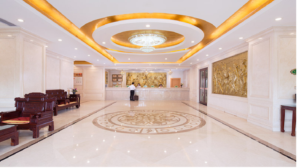 Ичунь: Vienna International Hotel Zhangshu Site
