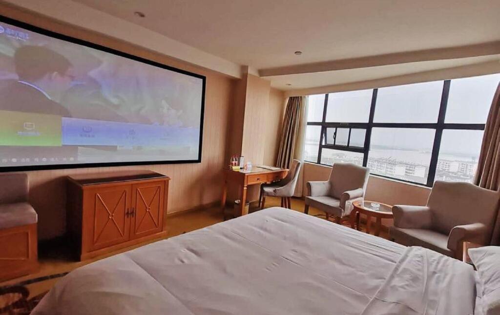 Ичунь: Vienna International Hotel Zhangshu Site