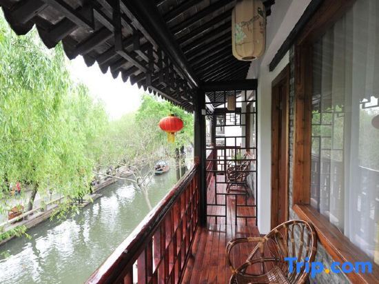 Шанхай: Qianshe Mengli Shuixiang Linhe Inn