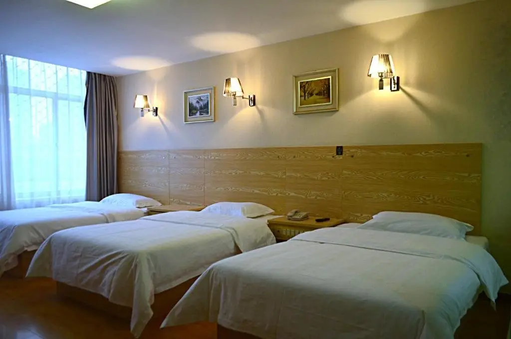 Циндао: Jun Hotel Shandong Qingdao Huangdao District Shiyou University