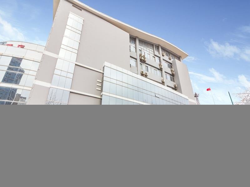 Циндао: Jun Hotel Shandong Qingdao Huangdao District Shiyou University