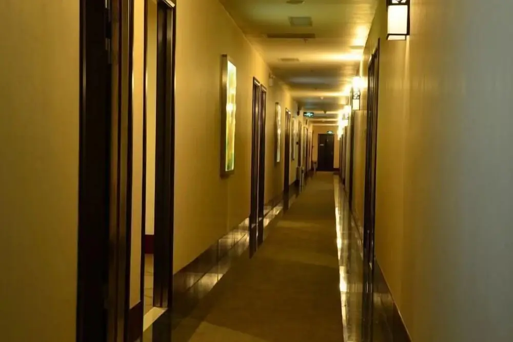 Huangguang Holiday Hotel — фото 1