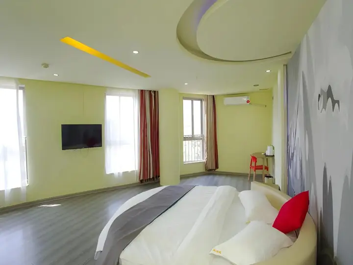 Цзаочжуан: Shankee Hotel (Tengzhou Jinghe Bridge Haishang Mingyue)