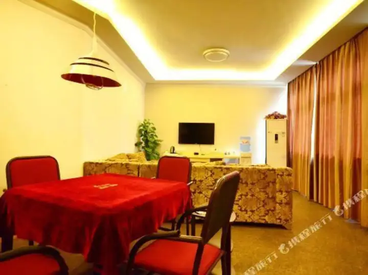 Ухань: Xinruitai Business Hotel