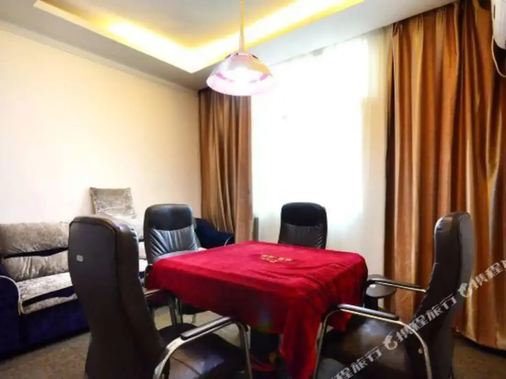 Ухань: Xinruitai Business Hotel