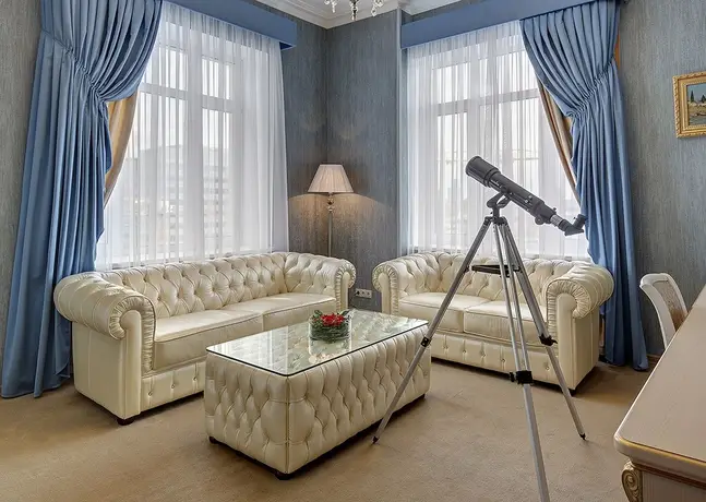 Москва: Mini-Hotel Persona Grata