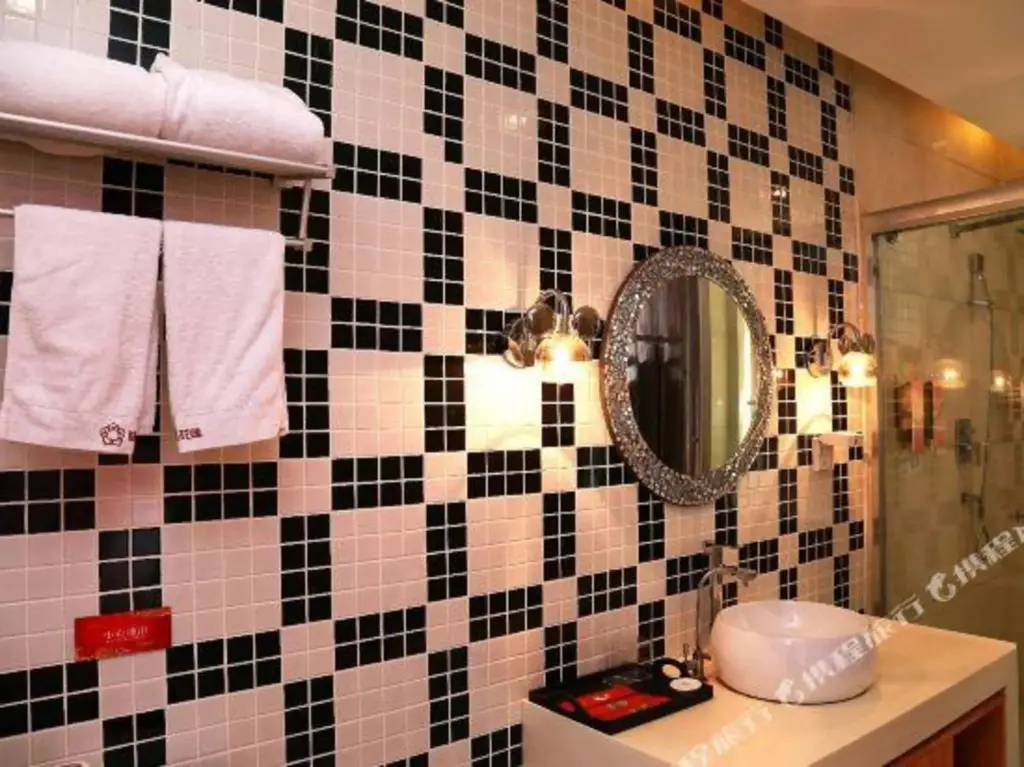 Тяньцзинь: Qingzhu Hotel · Qianmeng Theme (Tianjin Meijiang Convention Center)