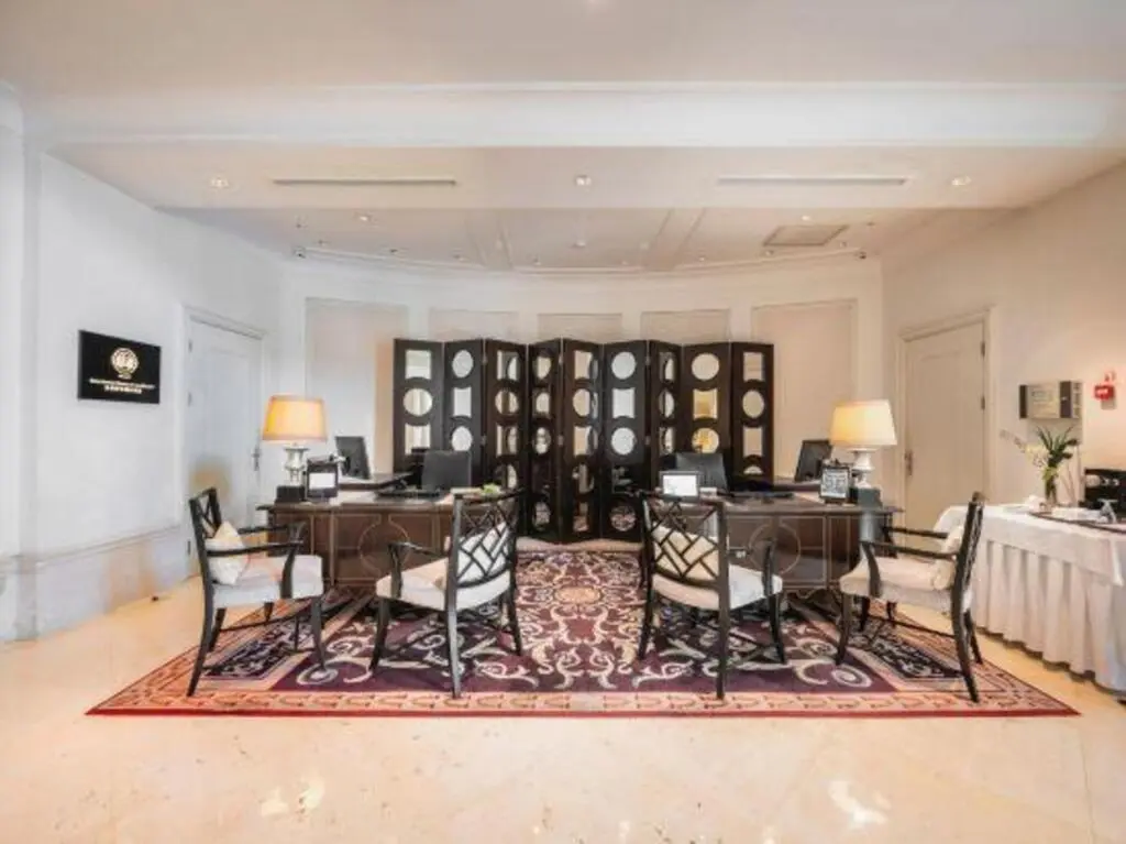 Ханчжоу: Lvcheng Yunqi Rose Garden Holiday Hotel Hangzhou