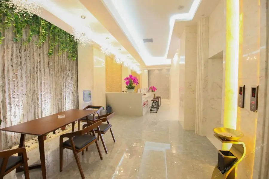 Лючжоу: Renrenhong Guanpu Hotel