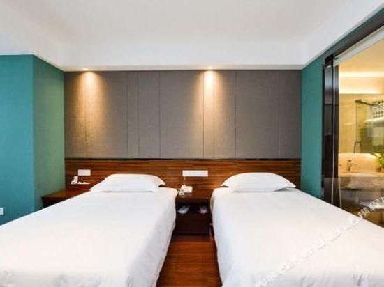 Нанкин: Ruiyang Hotel
