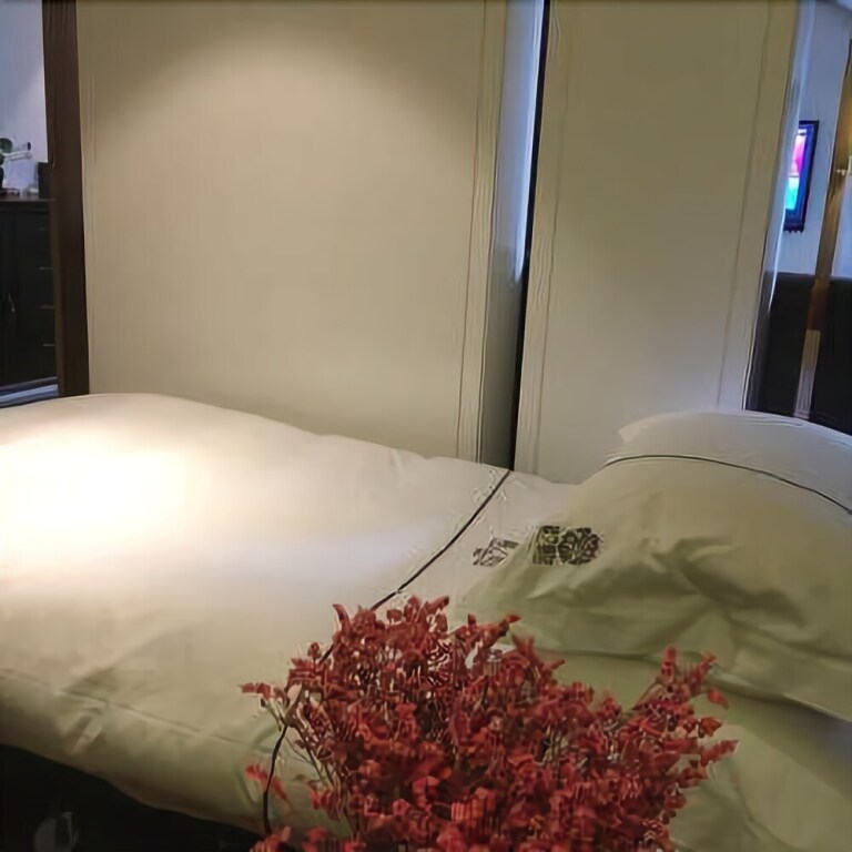 Наньтун: Peach Bloom Hotel