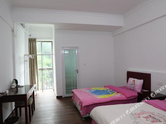 Zhuoyue Parent-child Inn — фото 1