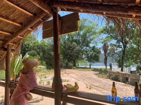 Ханчжоу: Qiandao Lake Deefly Lake View Holiday Hotel