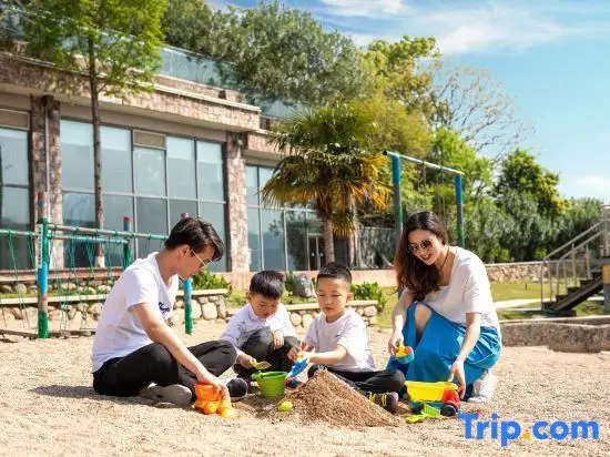 Ханчжоу: Qiandao Lake Deefly Lake View Holiday Hotel