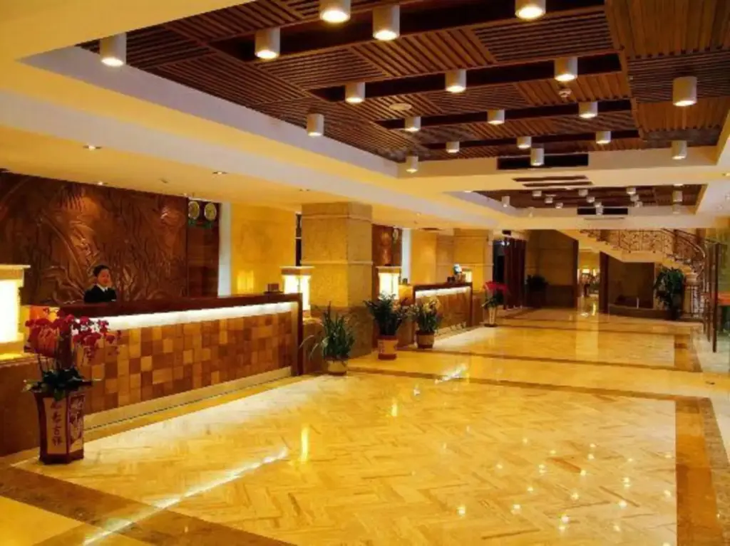 Мейчжу: Jixiang Tiankeshe Hotel