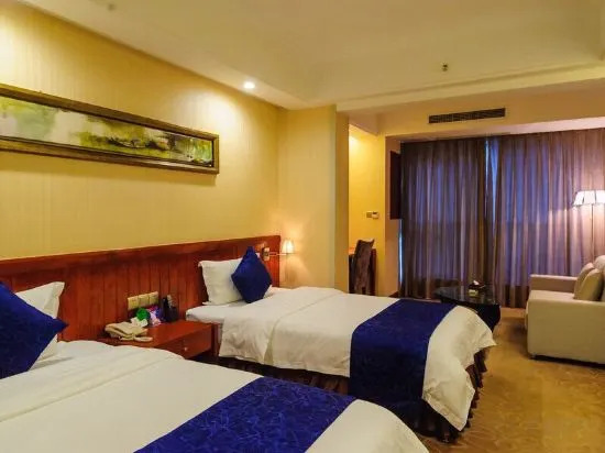 Чунцин: Tianyi Hotel (Chongqing Auto Expo Center Jinyu Subway Station Branch)