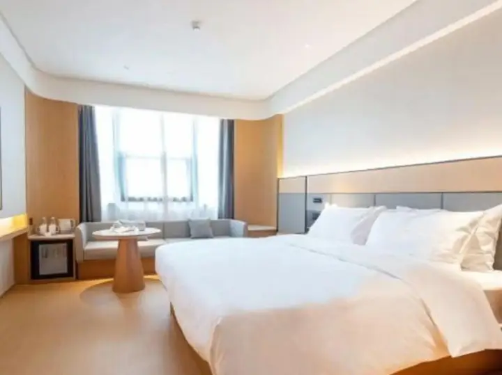 Чэнду: Ji Hotel (Chengdu niushikou)