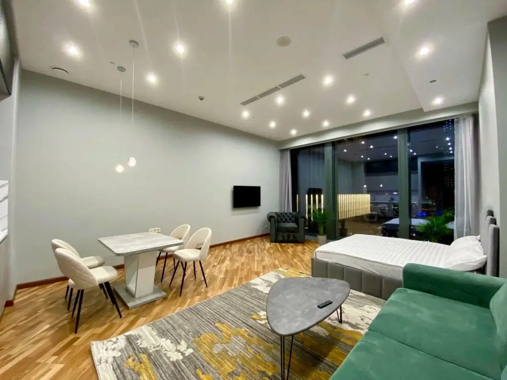Москва: SkyRent24 (СкайРент24) на проезде 1-й Красногвардейский 22 стр. 1