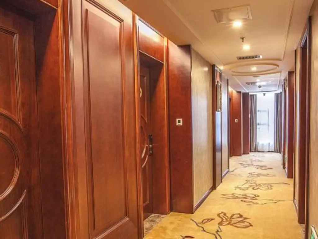 Vienna Hotel Guiyang Airport Road Branch — фото 1