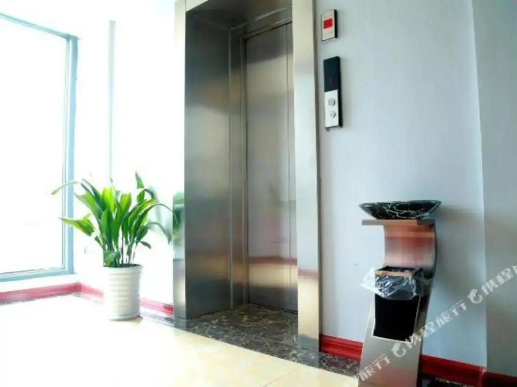 Сюйчжоу: Super 8 Collection Hotel (Xuzhou Suining Qingnian Road)