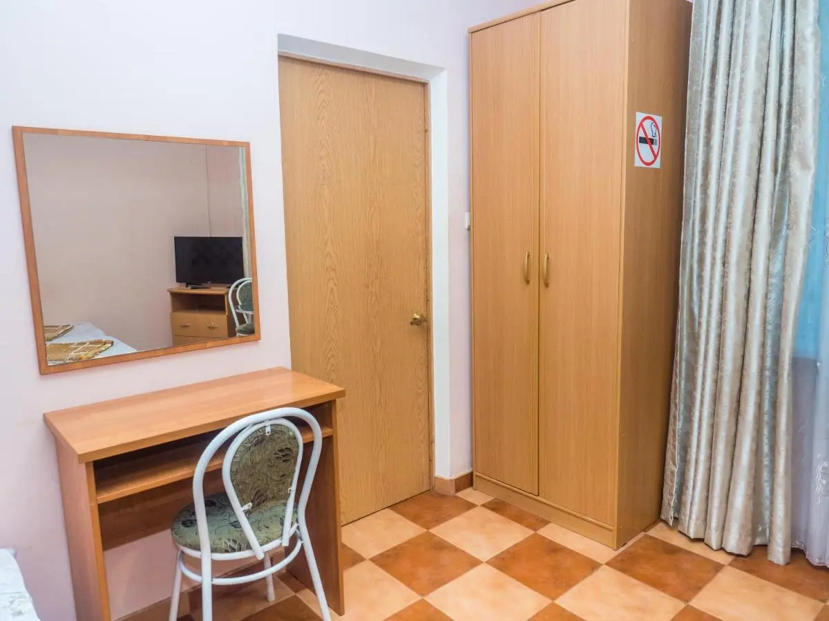 Геленджик: Guesthouse Sadovaya