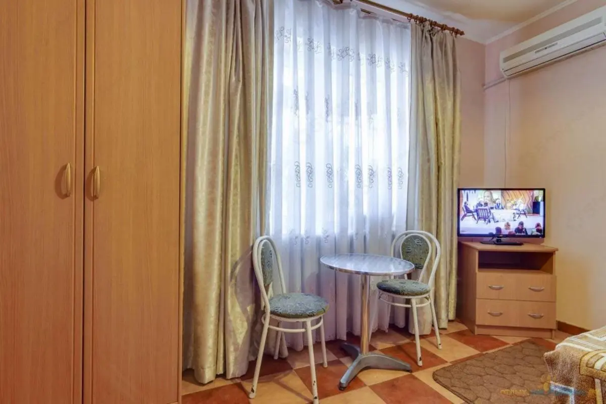 Геленджик: Guesthouse Sadovaya